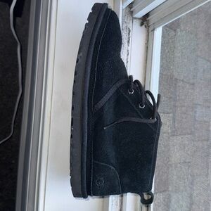 Lightly worn pair men’s Ugg boots. Collecting dust on my shelf at this point.